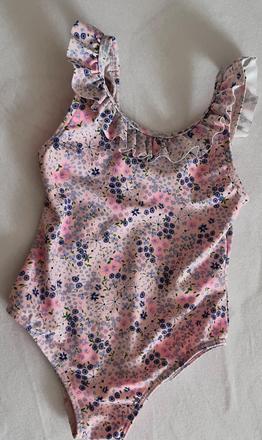 Plavky v top stave volanikove krasne, f&f,86