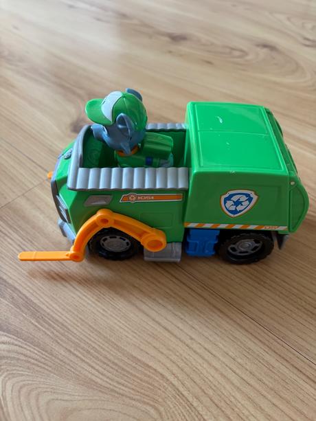 Paw patrol labkova patrola základne autá, 