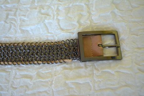 Mng opasok z kovových krúžkov, mango