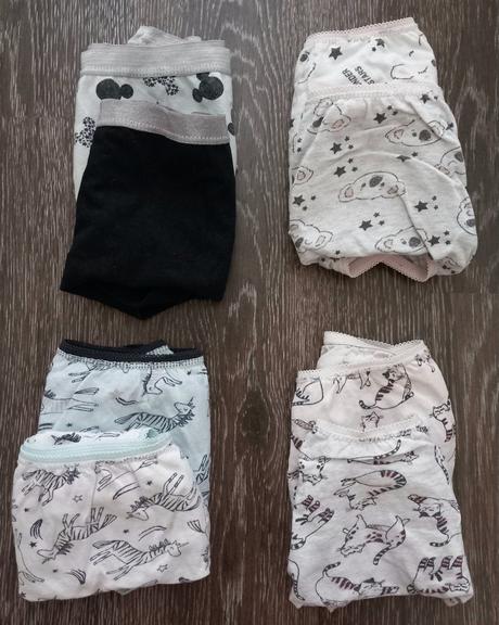 8x nohavičky - 134/140, 134