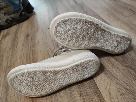 Zlaté balerinky, peddy,30