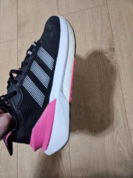 Adidas bezecke tenisky, adidas,38