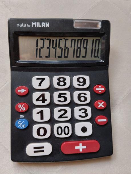 Kalkulačka- väčšia,