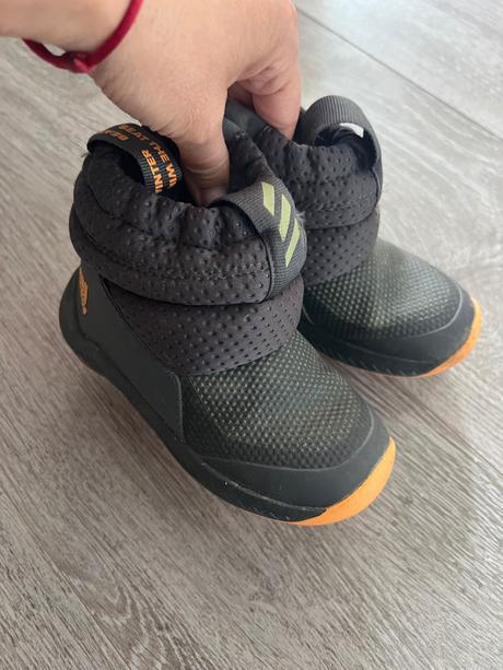 Adidas cizmy, adidas,25