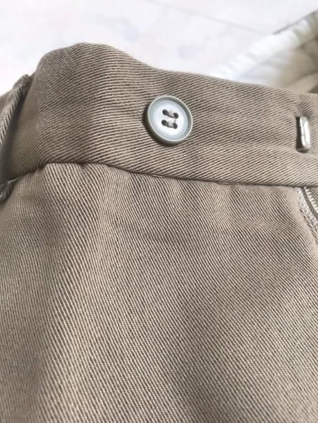 Kvalitné nohavice, 50