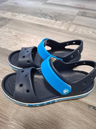 Crocs, crocs,32