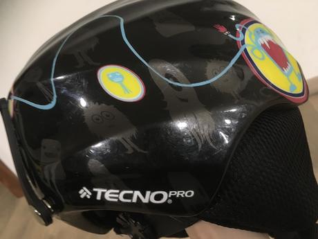Krásna chlapčenská prilba zn.tecnopro, 