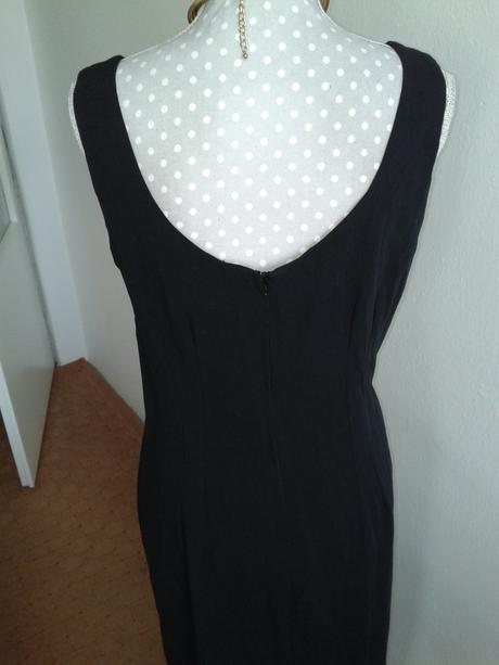 Úzke čierne šaty veľ. 40, 40