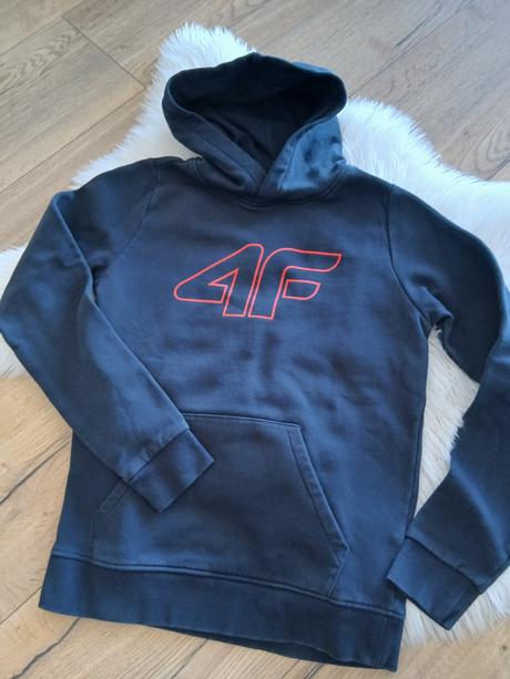 4f, 158