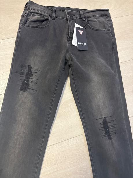 Rifle guess 14 rokov, guess,152