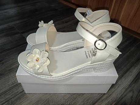 Topánky, sandálky č. 35, 35