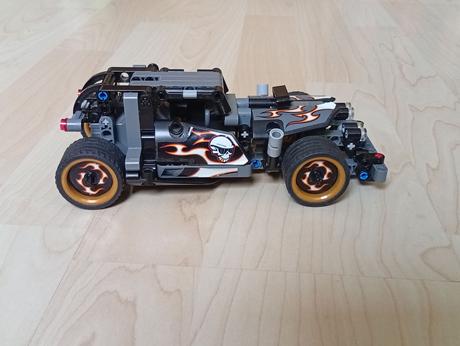 Lego technic 42046 únikové pretekárske auto, 