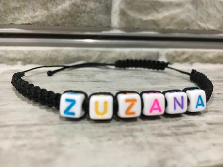 Náramok proti urieknutiu s vlastným menom/červený, 