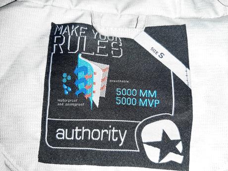 Lyžiarska bunda authority, 