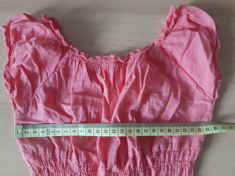 Dievčenské ružové šaty, 110