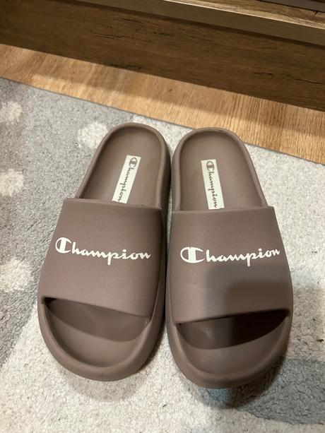 Šlapky, champion,34