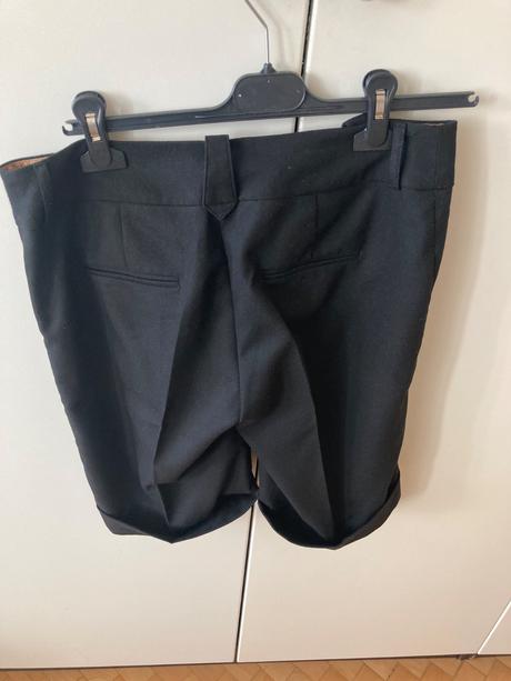 Business shortky v 38, orsay,38