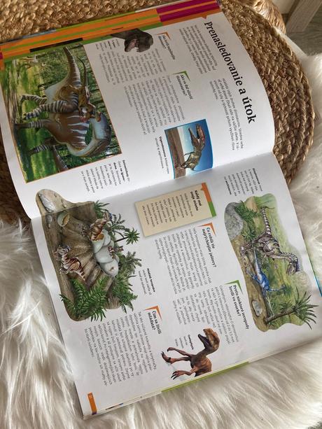 Dinosaury vedomosti v hrsti,