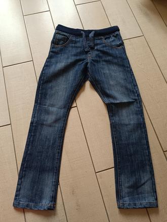 Tmavomodré rifle, 140