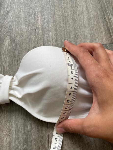 Plavková biela podprsenka, s