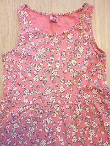 Dievčenské šaty v. 146/152, 146