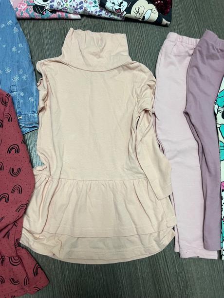 Tričká a legíny, 86–98