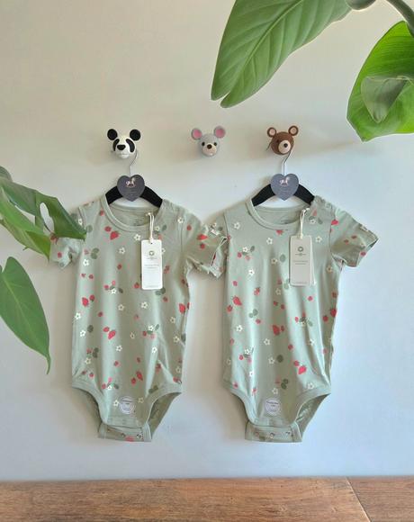 Lindex 86 a 80 jahody body zelene a kremove, lindex,86