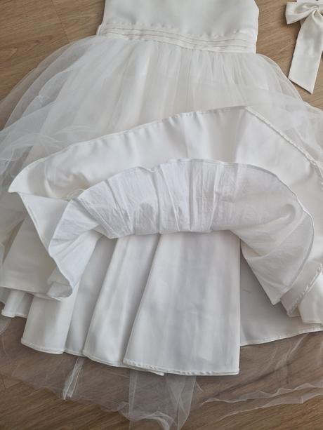 Šaty na prvé sväté prijímanie, 140