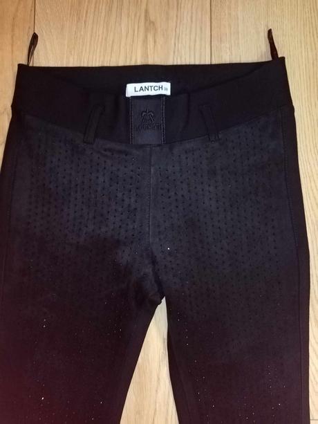 Čierne spoločenské nohavice, 38