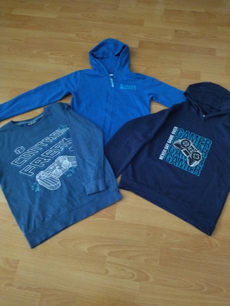 3x mikina, sinsay,158