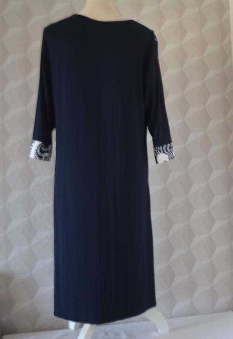 Elastické šaty veľ. l, l