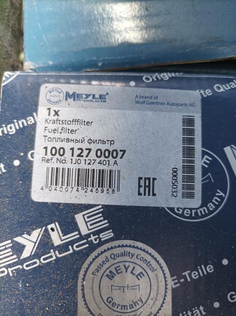 Náhradné diely do aut, 