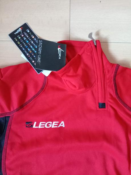 Nová mikina legea, xs