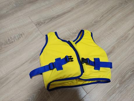 Vesta na plávanie, 