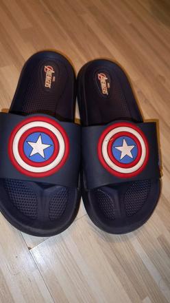 Avengers šľapky, 34