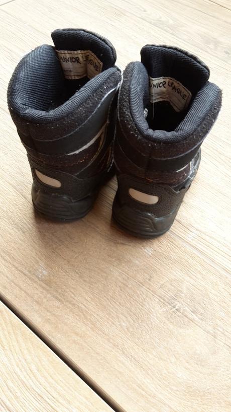 Snehule top stav, 23