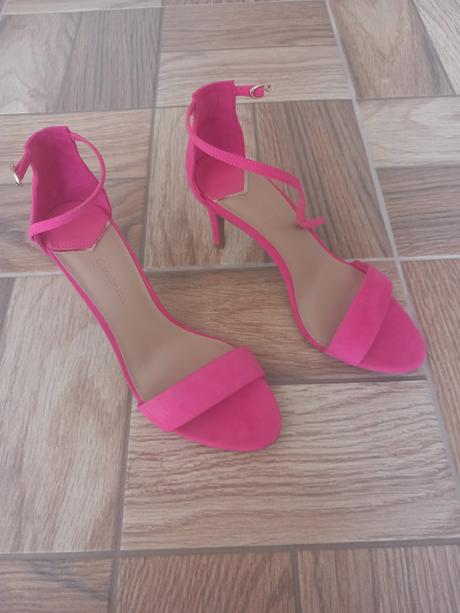 Stradivarius sandale, stradivarius,37