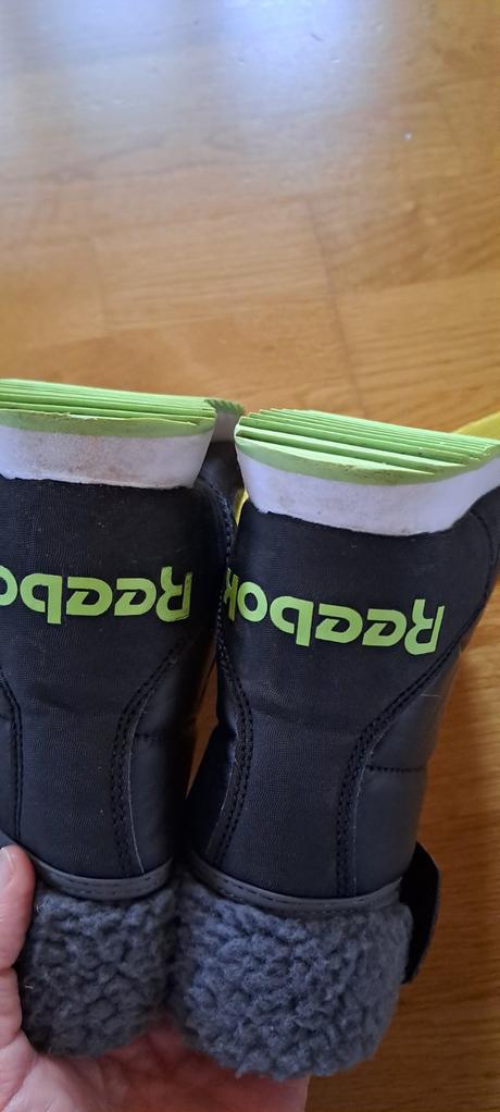 Zimne čižmy, reebok,29