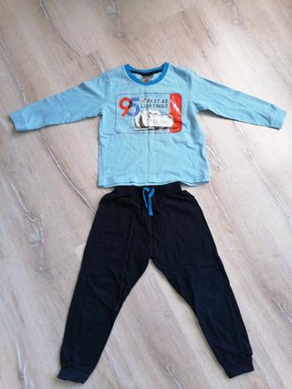 Predám krásne pyžamo, disney,110