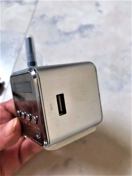 Rádio/reproduktor na usb,
