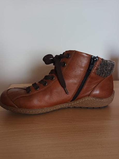Zateplené členkové topánky remonte, 37
