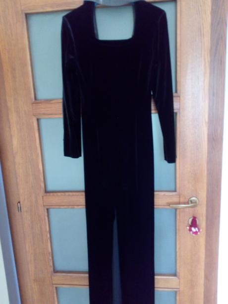 Spoločenské šaty, 38