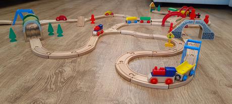 Drevená vláčiková zostava 76 ks, zn.carousel, 