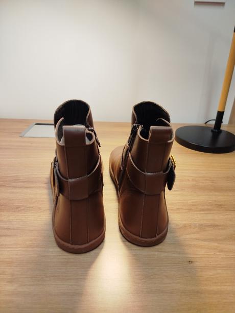 Shapen barefoot členkové čižmy divine brown, 38