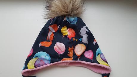 Zimné čiapky na šnurovanie a krytim na ušká, <50 - xs