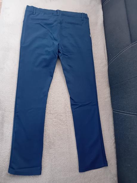 Spoločenské nohavice, 158