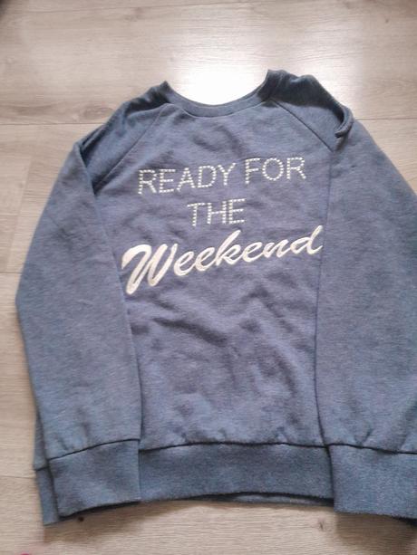 Predám dievčenskú mikinu s vykrojmi na pleciach, 164