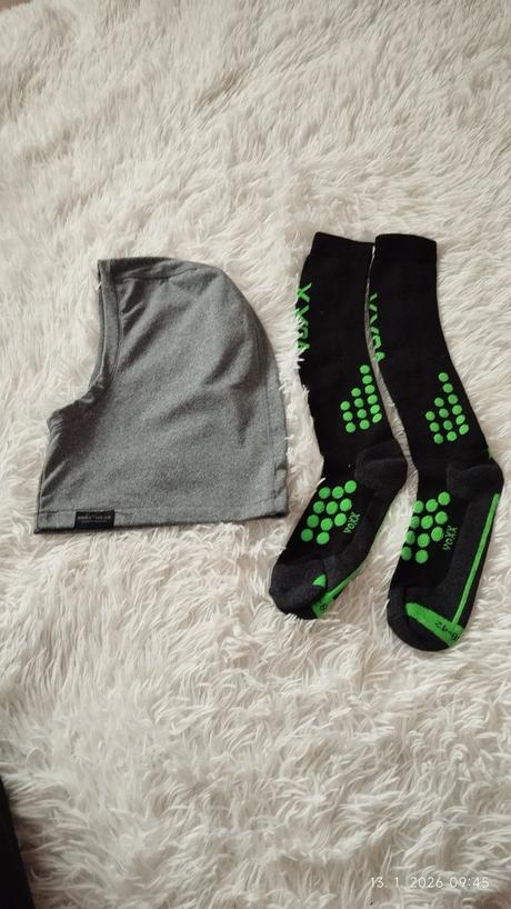 Lyžiarske podkolienky a kukla, 42