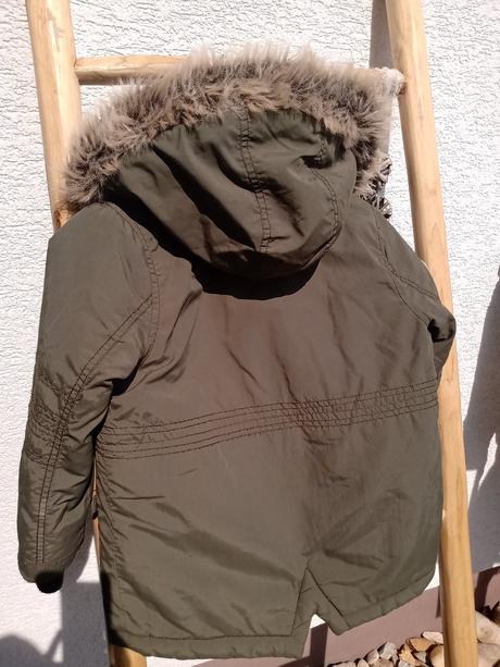 Bunda f&f 6-7r. s postovnym, f&f,122