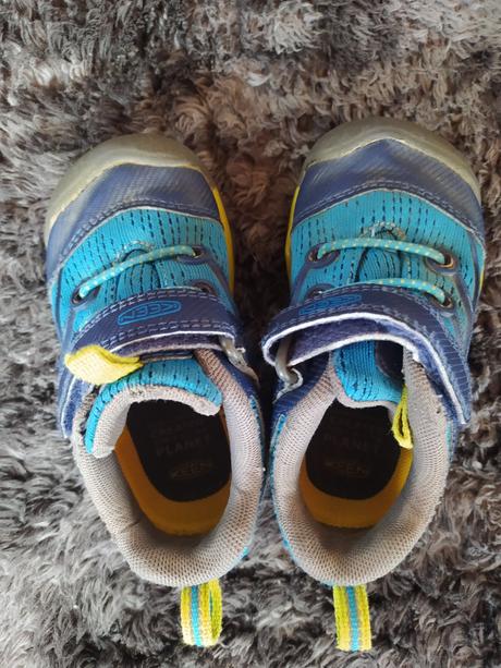 Topánočky, keen,22